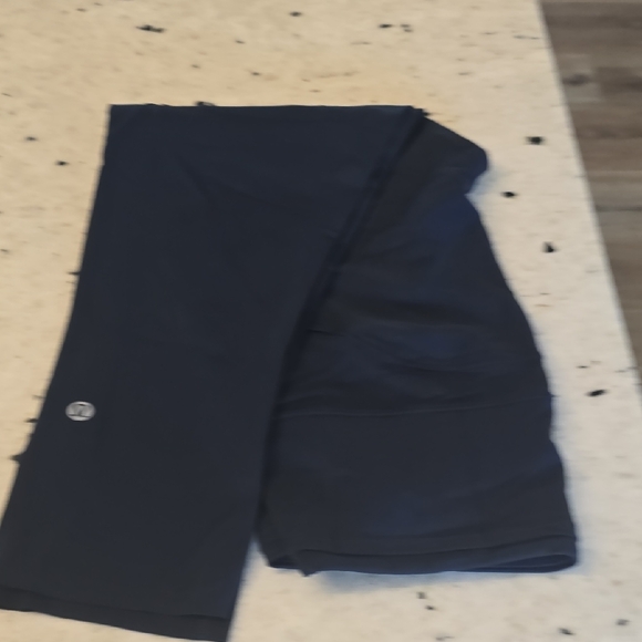 Navy Blue Lululemon Athletic Leggings - Picture 4 of 4